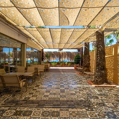 Halikarya & Restaurant بودروم