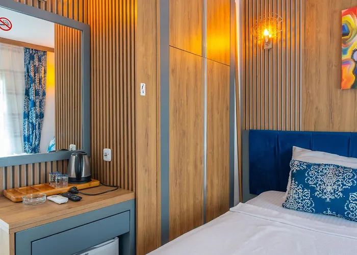 فندق Halikarya & Restaurant *