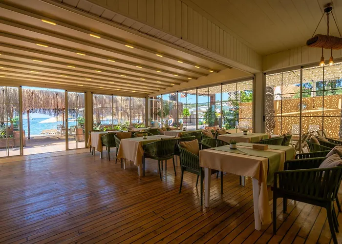 Ξενοδοχείο Halikarya & Restaurant *