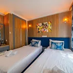 Hotel Halikarya & Restaurant *