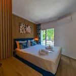 Halikarya & Restaurant Ξενοδοχείο