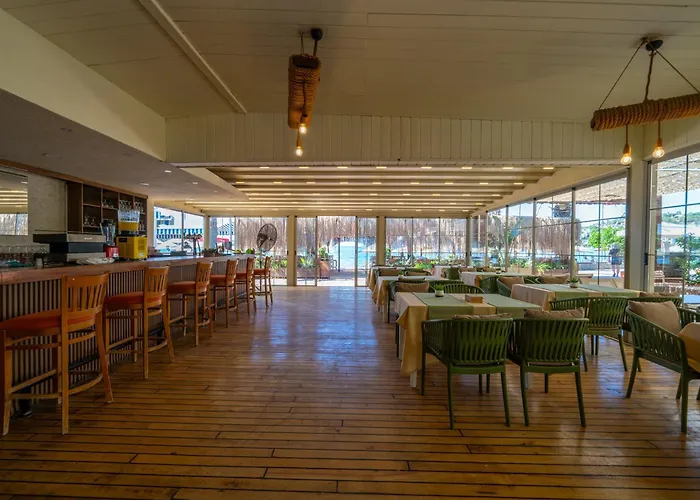 Halikarya & Restaurant